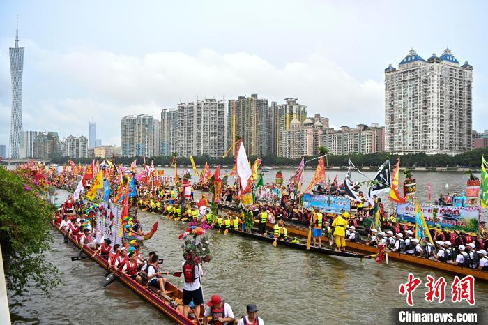广东端午龙舟竞渡“房东争霸赛”出圈