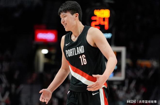 杨瀚森G联盟复刻姚明神迹隔扣208公分黑又硬